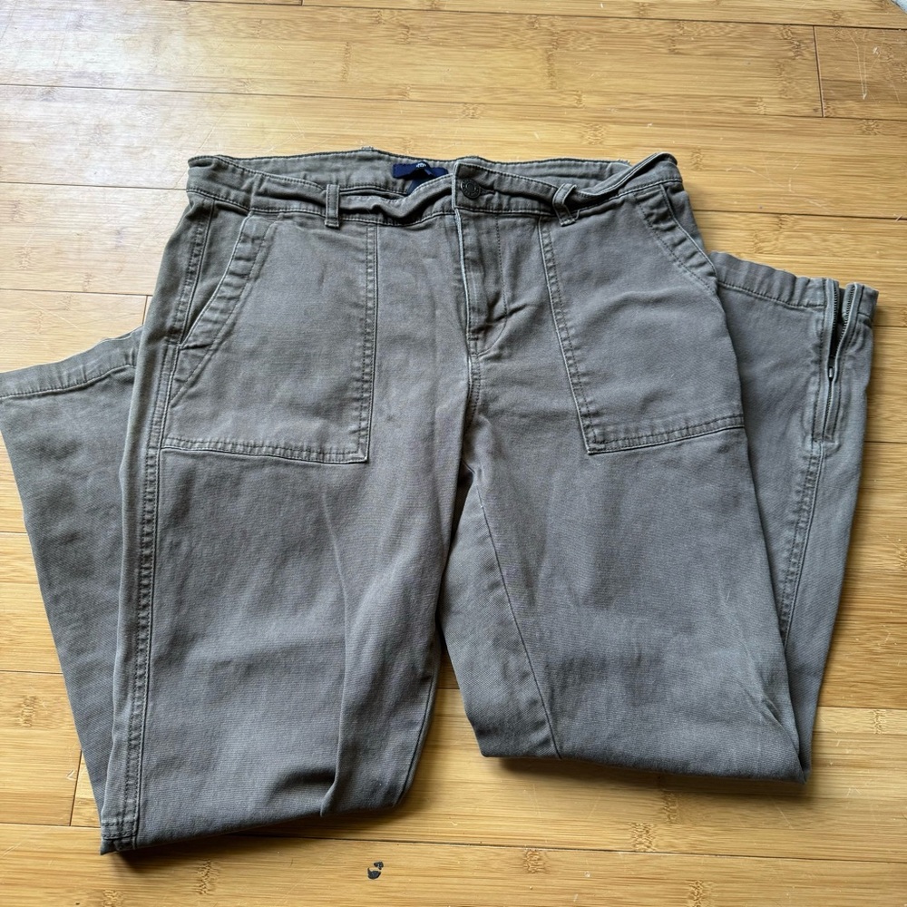 GAP green grey Utility cargo like pants size 8
